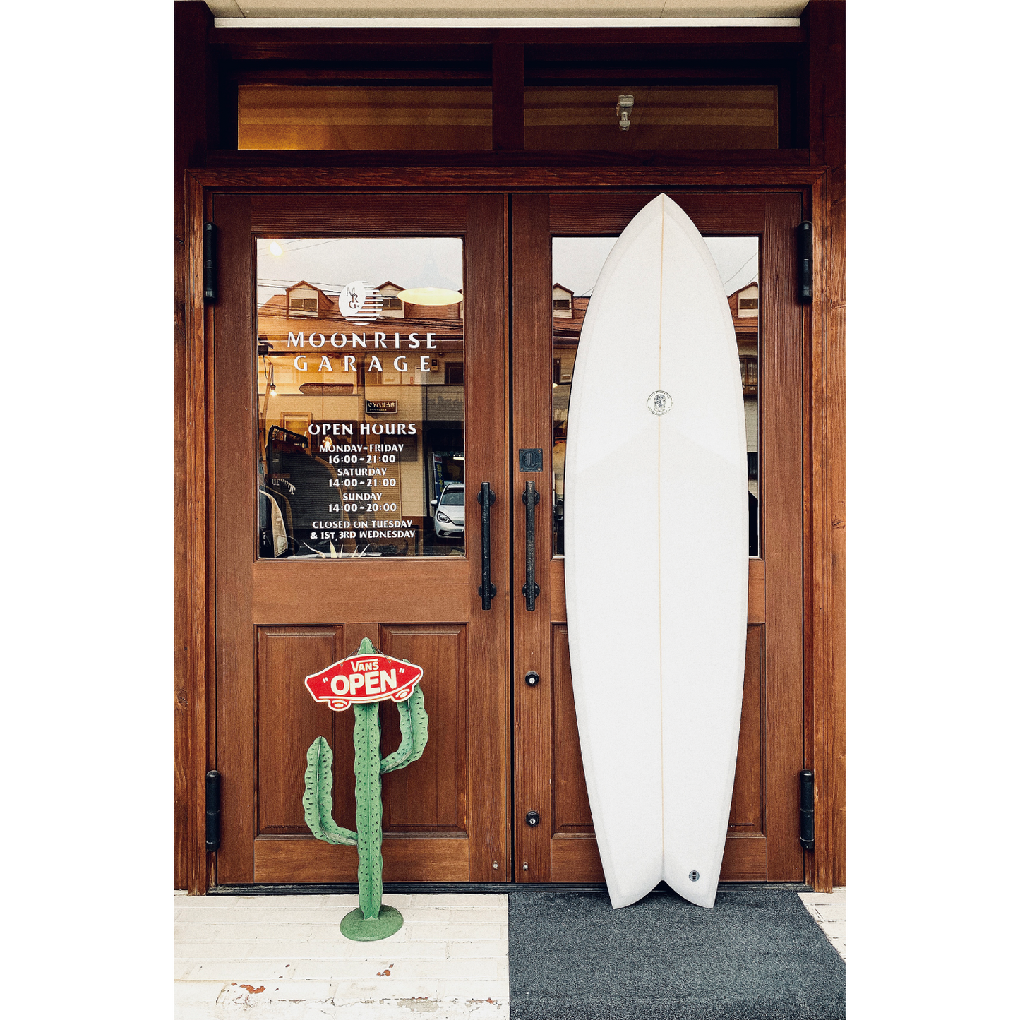 TWIN Fin